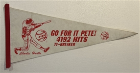 VINTAGE 1985 "PETE ROSE "HIT RECORD" PENNANT