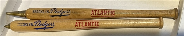 VINTAGE BROOKLYN DODGERS BAT-SHAPED PEN & PENCIL SET