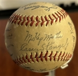 1960 NEW YORK YANKEES FACSIMILE SIGNED BASEBALL