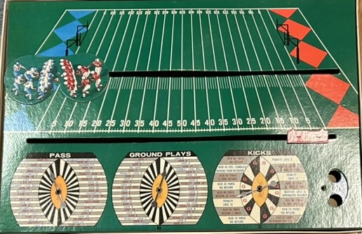 VINTAGE 1964 PRO FOOTBALL BOARD GAME