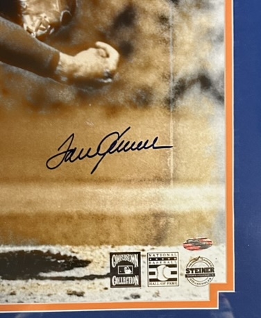 TOM SEAVER SIGNED 16 x 20 FRAMED PHOTO w/STEINER