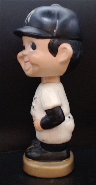 60'S NY YANKEES GOLD BASE BOBBING HEAD