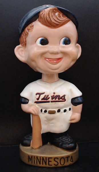 60'S MINNESOTA TWINS GOLD BASE BOBBING HEAD