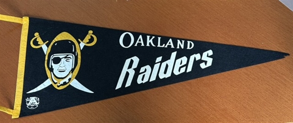 60s AFL OAKLAND RAIDERS PENNANT- SUPER SCARCE