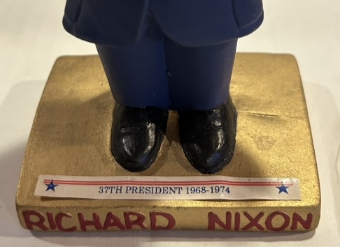 RICHARD NIXON BOBBING HEAD