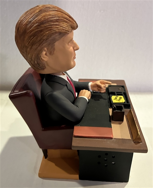 DONALD TRUMP APPRENTICE BOBBING HEAD