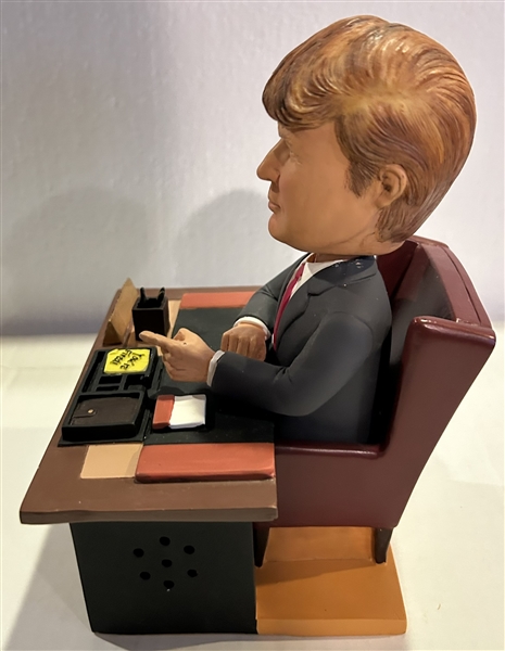 DONALD TRUMP APPRENTICE BOBBING HEAD