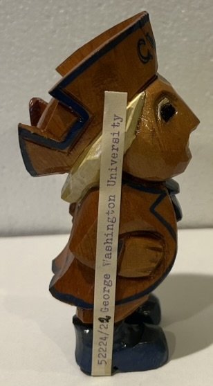 VINTAGE 50s ANRI GEORGE WASHINGTON UNIVERSITY COLONIALS STATUE
