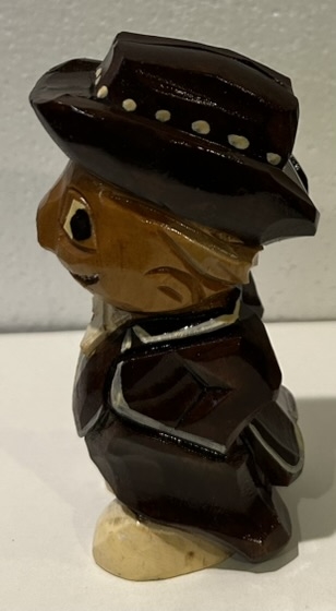 VINTAGE 50s ANRI U MASS MINUTEMEN STATUE