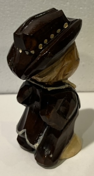 VINTAGE 50s ANRI U MASS MINUTEMEN STATUE