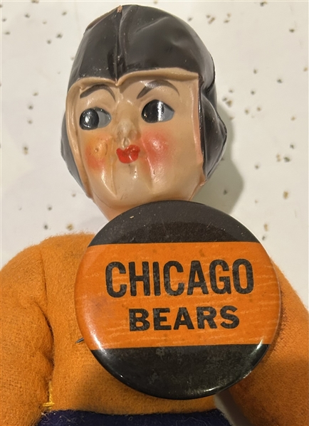 VINTAGE CHICAGO BEARS 'SOUVENIR DOLL w/PIN