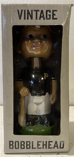 PITTSBURGH PIRATES SGA BOBBING HEAD w/BOX