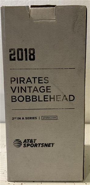 PITTSBURGH PIRATES SGA BOBBING HEAD w/BOX